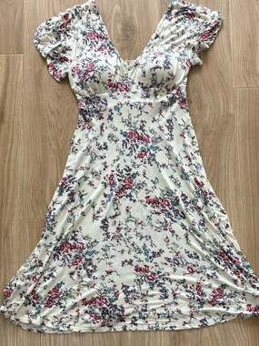 American Rag Floral Empire Waist Dress | Size M | Built-In Bra | Super Soft